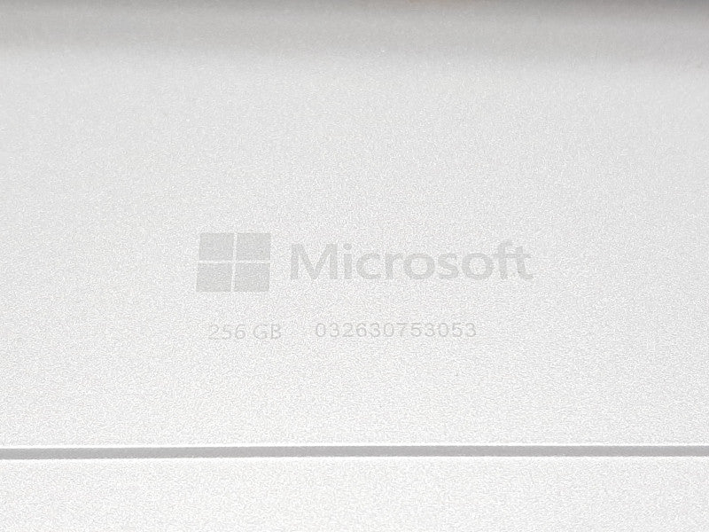 Microsoft Surface Pro 3 i7-4650U @2.3GHz 8GB RAM 256GB Flash w/ Keyboard