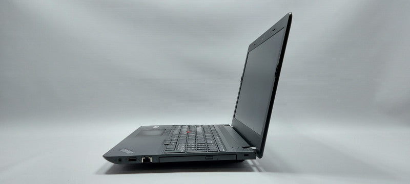 Lenovo ThinkPad E575 AMD A10-9600B 2.4GHz 8GB 180GB SSD 15.6\\"
