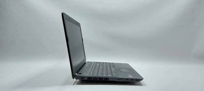 Lenovo ThinkPad E575 AMD A10-9600B 2.4GHz 8GB 180GB SSD 15.6\\"