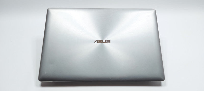 ASUS ZenBook Pro UX501VW I7-6700HQ 2.6GHz 16GB RAM 500GB SSD 15.6\\"