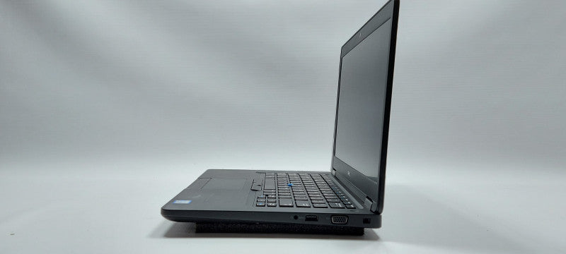 Dell Latitude 5490    i5-8350U 1.7GHz 8GB RAM 256GB SSD 14\\"