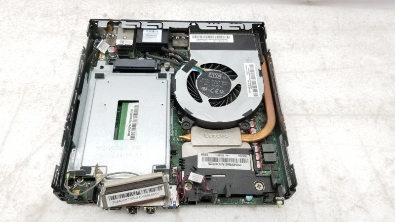 Lenovo Thinkcenter M700 i3-6100T @ 3.20ghz / 4gb ram / no HDDS