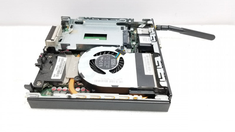 Lenovo M700 Thinkstation i3-6100T @ 3.20ghz / 4gb ram / no HDDs