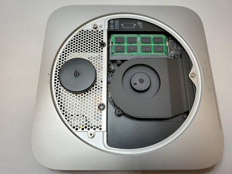 Apple Mac Mini A1347 M.2010 2.4GHZ Core 2 DuoP8600 4GB GeForce 320M No HDD