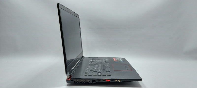 MSI GE73VR 7RF Raider i7-7700HQ 2.8GHz 16GB RAM 256GB SSD 1TB HDD (AS-IS) 17.3\\"