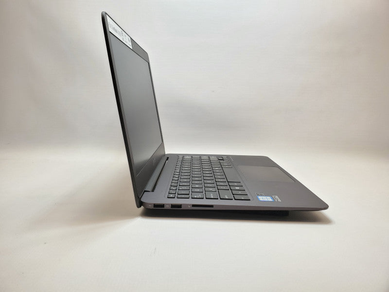 Asus UX305F Zenbook- Intel m3-6Y30 0.9GHz- 8GB DDR3 RAM - 120GB SSD