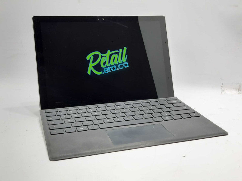Surface Pro 4 i5-6300U, 8GB RAM, 256GB Storage, with Keyboard