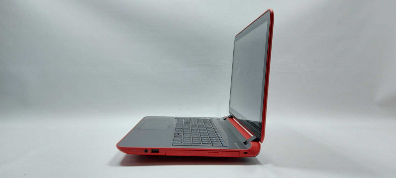 HP Pavilion 15 Notebook AMD A4-6210 1.8GHz 6GB RAM 500GB HDD 15.6\\"