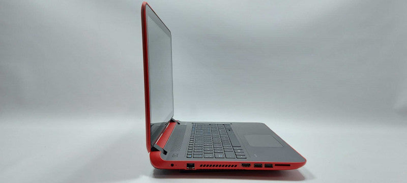 HP Pavilion 15 Notebook AMD A4-6210 1.8GHz 6GB RAM 500GB HDD 15.6\\"