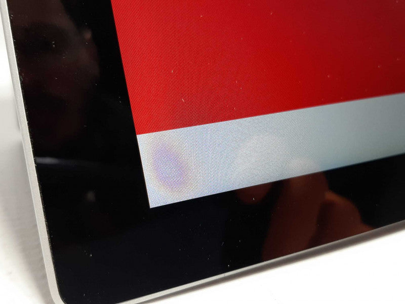 Surface Pro 3 1631 i5-4300U @ 2.5GHz 4GB RAM 128GB Flash - Swollen Battery