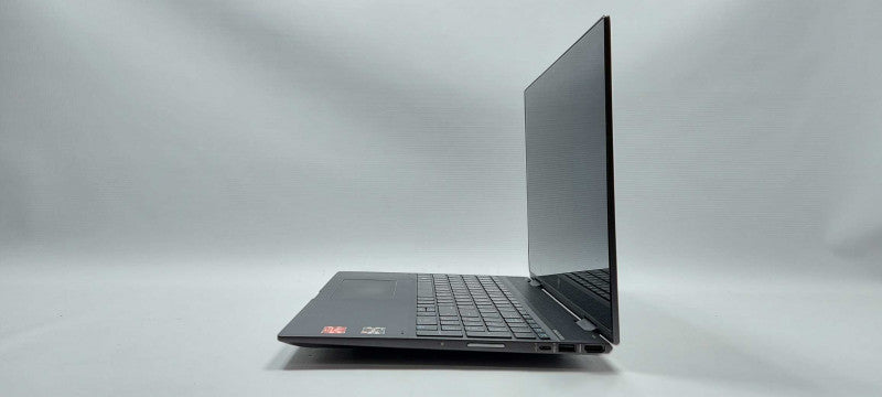 Hp Envy x360 15- cp0008ca AMD Ryzen 5 2500U 2GHz 16GB RAM 256GB SSD 15.6\\"