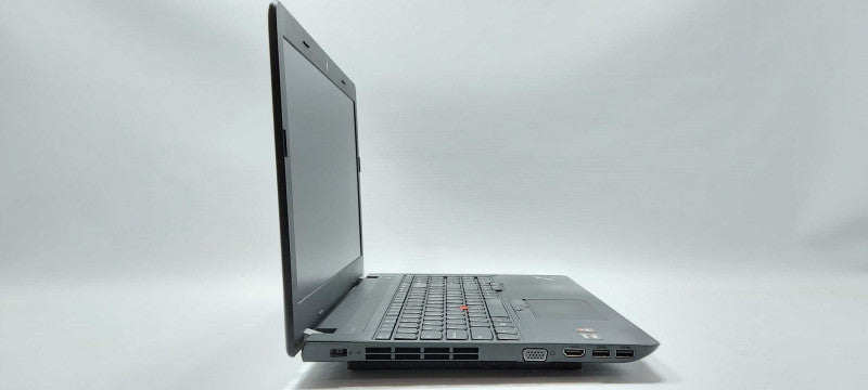 Lenovo ThinkPad E575 AMD A6-9500B 2.3GHz 8GB RAM 500GB HDD 15.6\\"