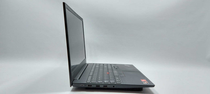 Lenovo ThinkPad E585 AMD Ryzen 5 2500U 2.3GHz 8GB RAM 500GB SSD 15.6\\"