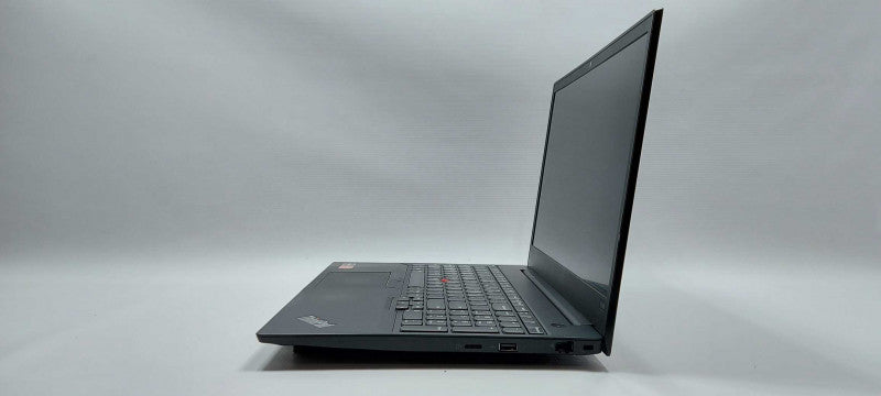 Lenovo ThinkPad E585 AMD Ryzen 5 2500U 2.3GHz 8GB RAM 500GB SSD 15.6\\"