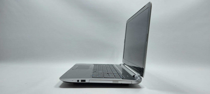 HP Pavilion 15-n048ca AMD A8-5545M 1.7GHz 8GB RAM 500GB HDD