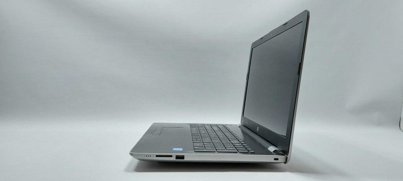 HP Laptop 15-bs058ca i5-7200U 2.5Ghz 8GB 128GB SSD 1TB HDD 15.6\\"
