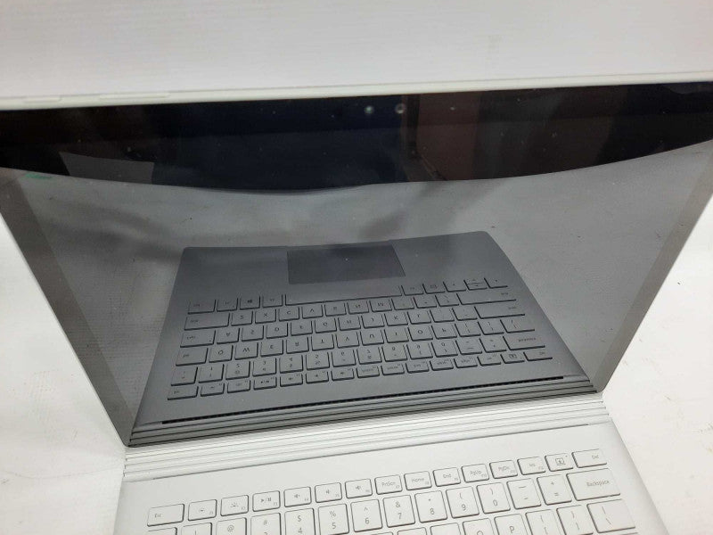 Microsoft Surface Book 13.5\\" i7-6600U 2.6GHz, 16GB RAM, 512GB Storage, nVidia GeForce 940M (Battery Bulge)