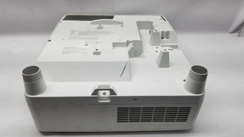 NEC UM351W Projector Ultra Short Throw / 544 Lamp hours