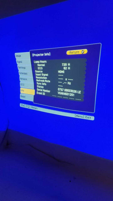 Epson LCD Projector H654A / 720 lamp hours / hdmi
