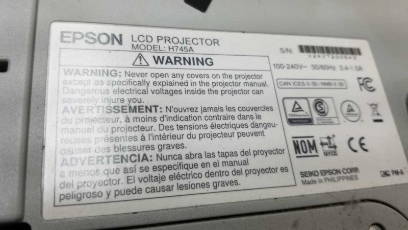 epson LCD Projector H745A / 33 lamp hours / HDMI