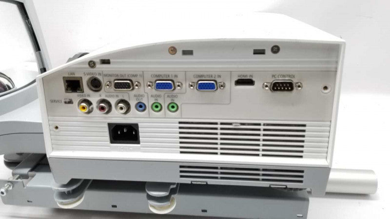 NEC NP-U300X 3000-lumen Ultra Short Throw Projector / see notes
