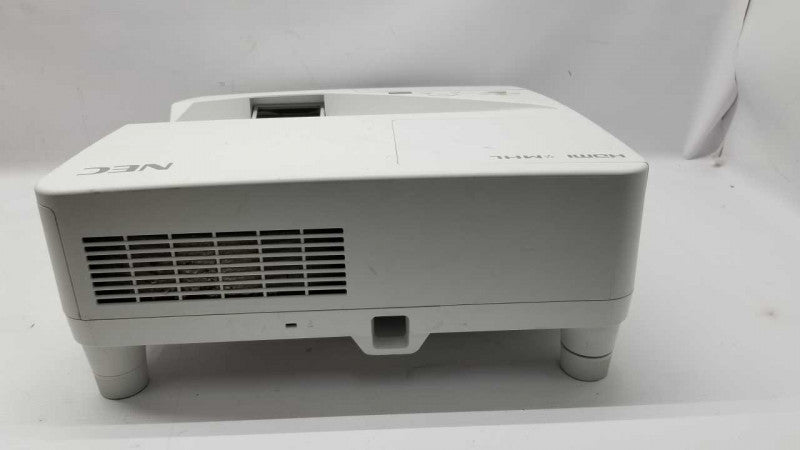 NEC NP-UM351W 3500-lumen Widescreen Ultra Short Throw Projector / 1330 LH