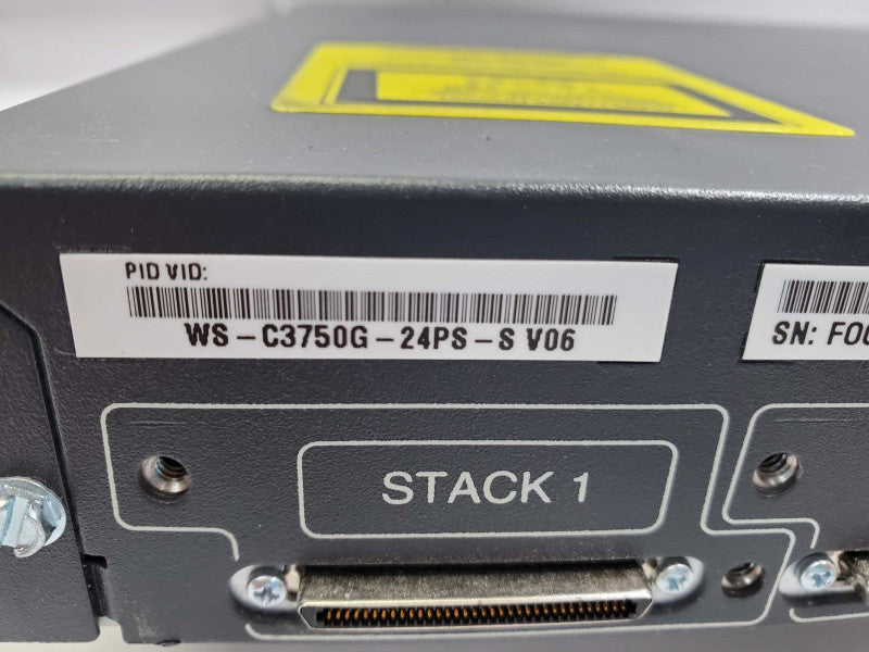 Cisco Catalyst 3750G Series, WS-3750G-24PS-S V06, 24-Port, Gigabit Ethernet Switch _ Factory defaulted )