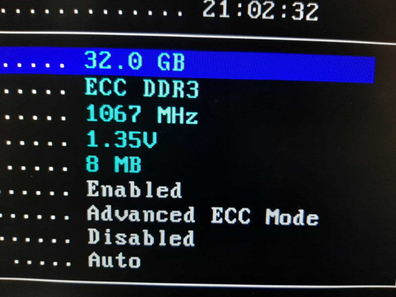 Dell PowerEdge T410, 2x Xeon E5620 2.4GHz QC/32GB NO RAID/HDDs