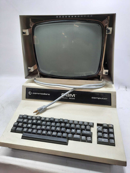 Commodore CBM 8032 Vintage Computer (READ)