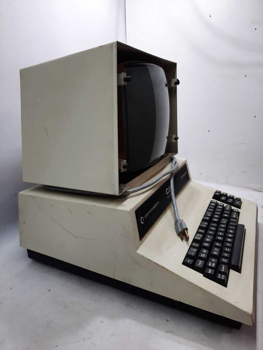 Commodore CBM 8032 Vintage Computer (READ)