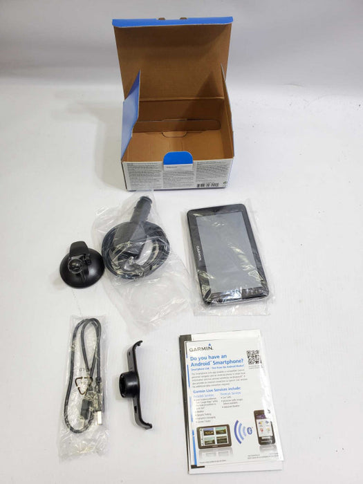 Garmin Nuvi 2595LMT GPS Navigation, 5\\" - Touchscreen, Lifetime Maps & Traffic w/ Cables & accessories )