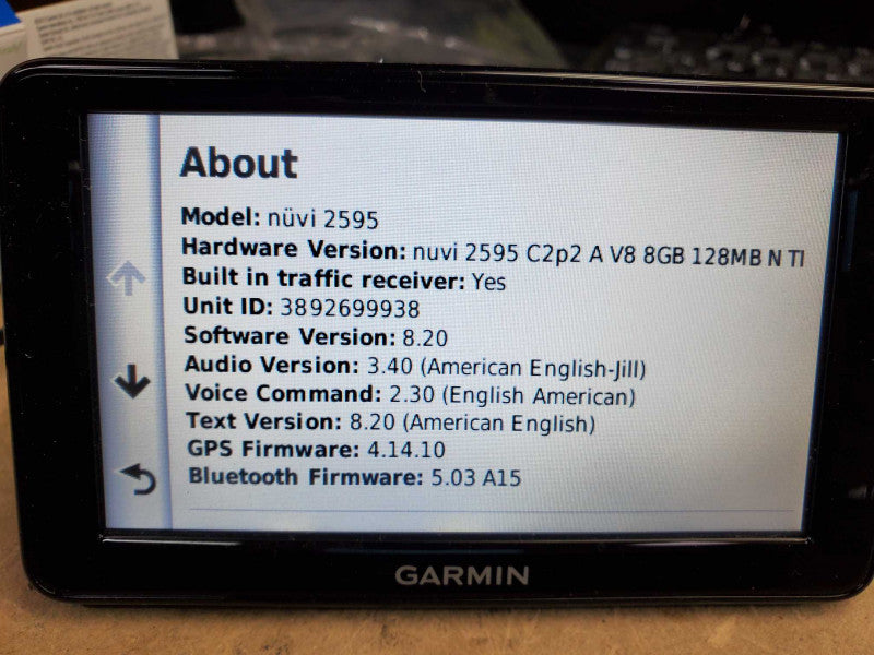 Garmin Nuvi 2595LMT GPS Navigation, 5\\" - Touchscreen, Lifetime Maps & Traffic w/ Cables & accessories )