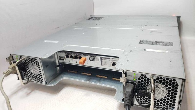 Dell PowerVault MD3200i 12x3.5\\" Bays, 2x PSU, 1x MD32 Series 0770D8 Control