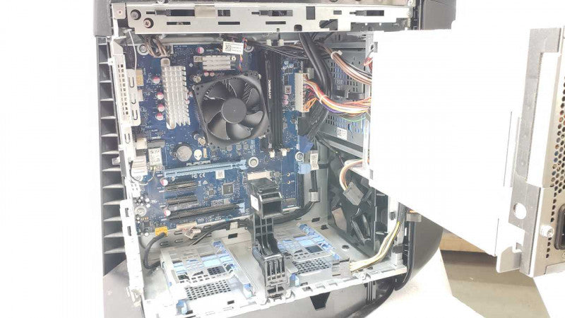 Alienware Aurora Ryzen Edition, AMD Ryzen 5 3500 6C 3.6GHz, 8GB, 512GB SSD + 1TB HDD, No GPU _