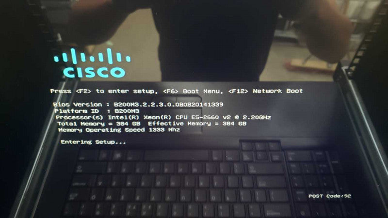 Cisco UCS B200 M3 Blade Server, 2x Xeon E5-2660v2 2.2GHz, 384GB RAM, No HDDs, MegaRAID SAS 2004 _