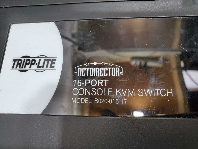 Tripp-Lite Netdirector B020-016-17 LCD KVM Switch Console 16 Port w/ Rails )