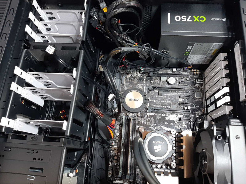 Low Gamma Gaming Computer, Asus Z97-POR WiFi AC, i7-4790k 4.0GHZ/8GB, NO GPU, No HDDs, Corsair CX750 PSU ~