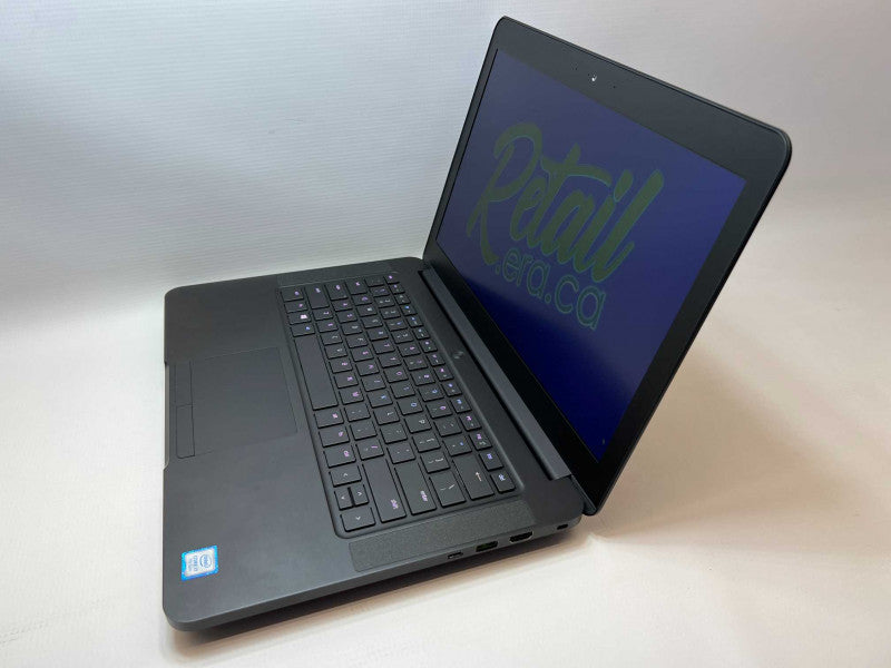 Razer Blade RZ09-0195with i7-770HQ 16GB RAM 512GB SSD & GTX1060 6GB -