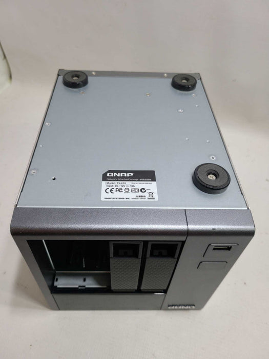 QNAP NAS TS-410 w/ 2x 2TB HDD  [