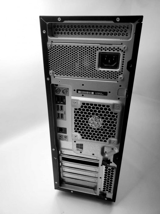 HP Z440 workstation, Xeon E5-1620 V3 @ 3.5ghz / 16gb ddr4 :