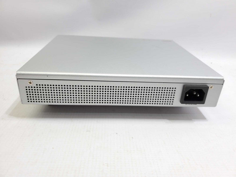 Ubiquiti UniFi US-8-150W Switch 8 PoE+ Gigabit Switch )