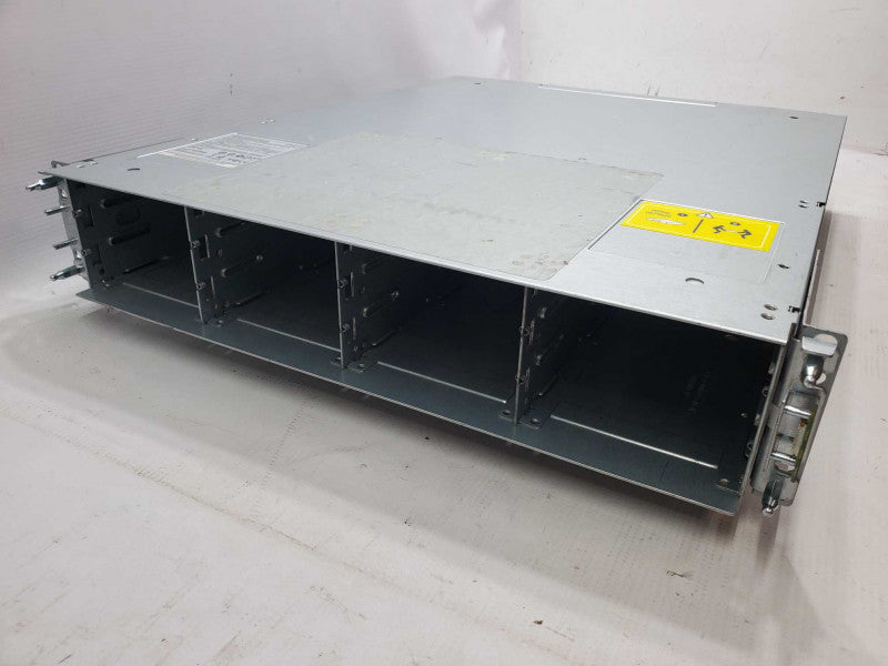 NetApp NAF-0602 FAS2040 NAF-0602 12x 3.5\\" Bay Storage System 1x Storage Controller 2x PSU |