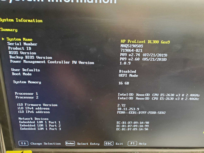 HP Proliant DL380 G9, 2x Xeon E5-2630 V3, 16GB Ram :