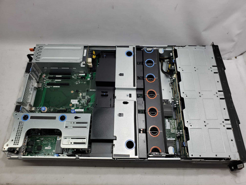 Lenovo RD650 Server 2U 2xPSU E5-2630 V3 2.4GHz 8GB DDR4 Integrated RAID2 |