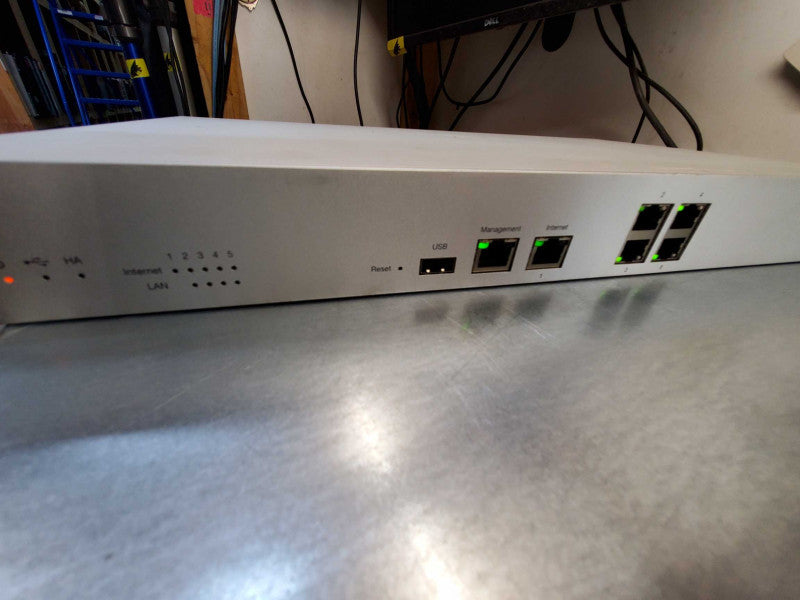 Cisco Meraki MX80 Security Appliance :