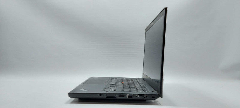 Lenovo ThinkPad T440s i5-4200U 1.6GHz  8GB RAM 16GB SSD 500GB HDD 14\\" $