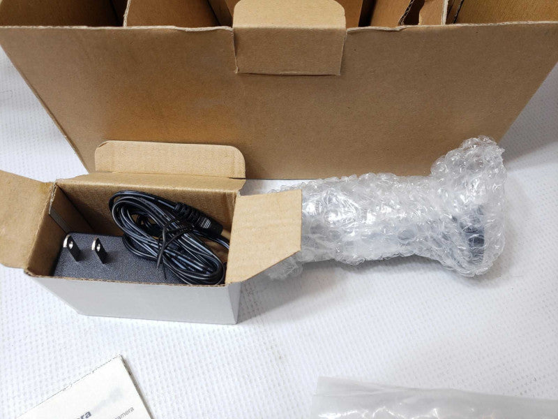 AVTECH Network Camera AVN257ZN/F38 w/ Power adapter & Mounting kit [