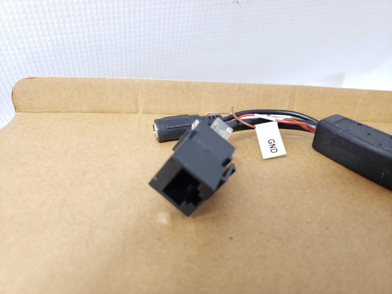 AVTECH Network Camera AVN257ZN/F38 w/ Power adapter & Mounting kit [