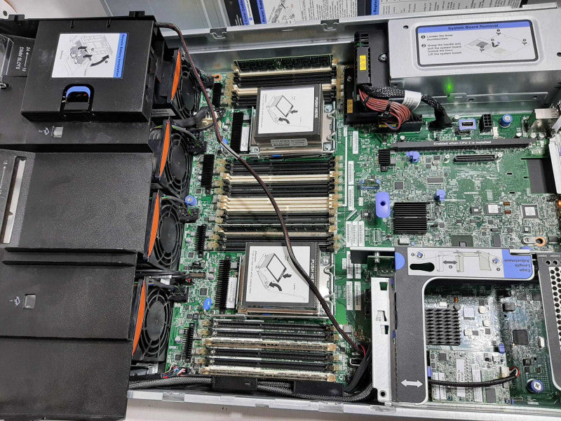 IBM System x3650 M4 2x Xeon E5-2609 2.4GHz QC/32GB, 2x PSU, 8x 2.5\\" No HDDs ~