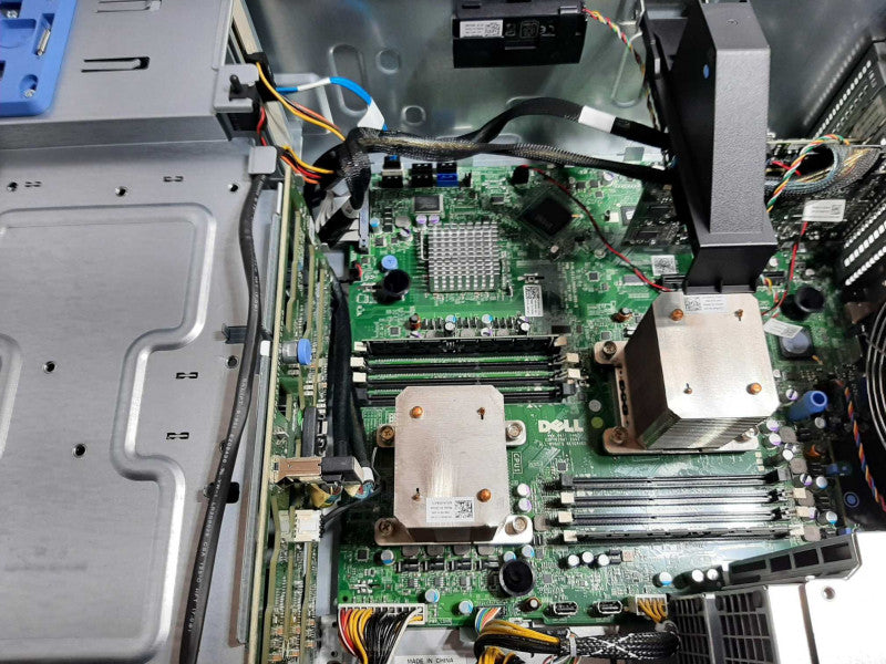 Dell PowerEdge T410, 2x Xeon X5560 2.8GHz QC/8GB, 2x PSUs PERC 6/i, No HDDs ~